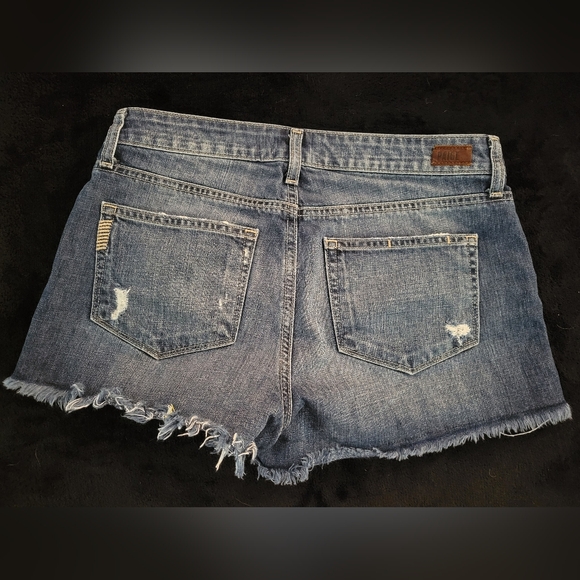PAIGE Shorts - Picture 2 of 4